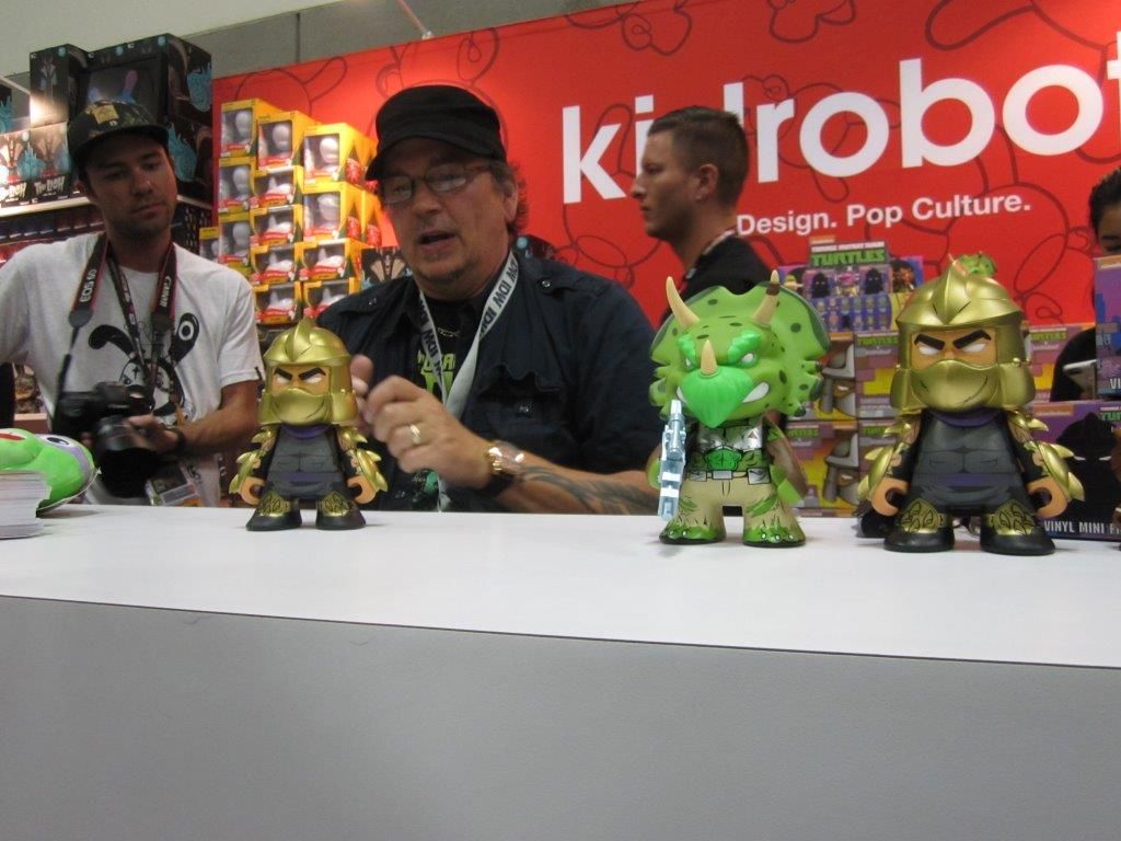 PHOTO RECAP Kevin Eastman’s signing at Kidrobot’s 2016 SDCC Booth